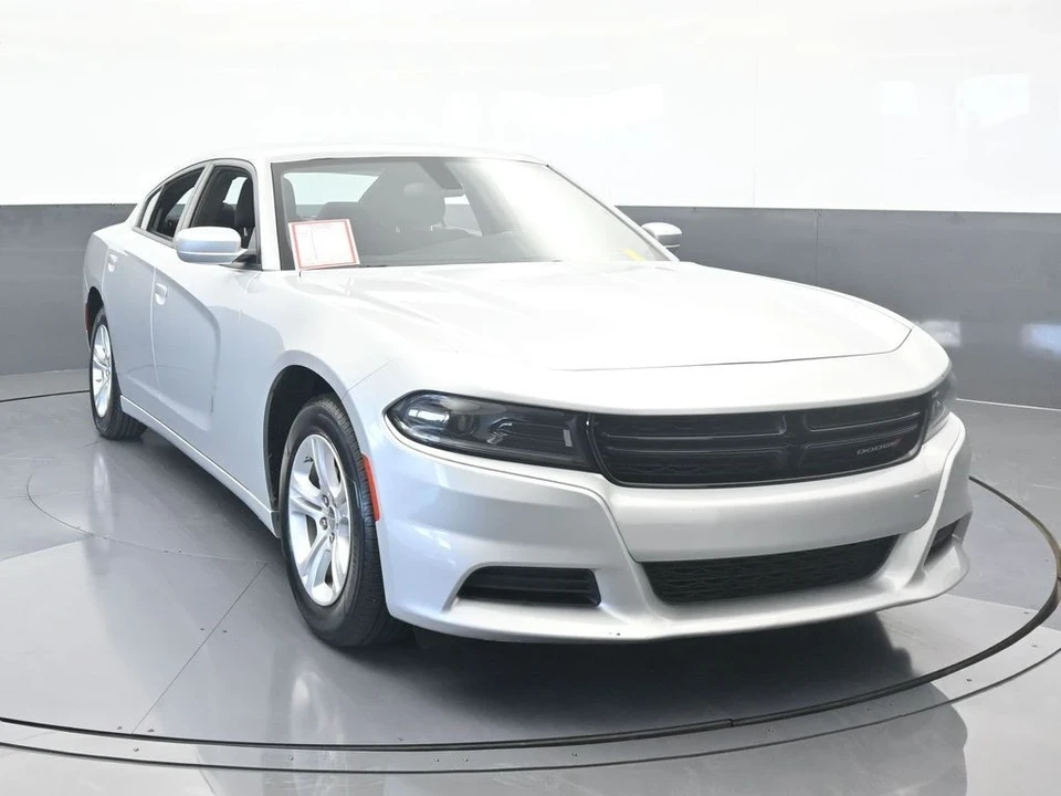2022 Dodge Charger 8th Gen - Image 9 of 12