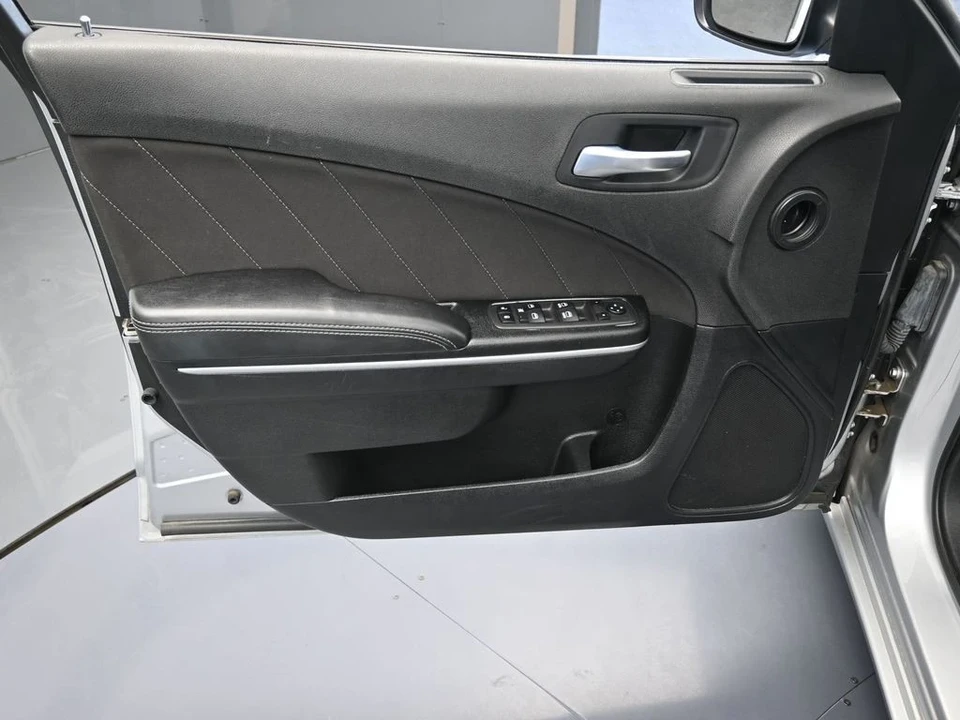 2022 Dodge Charger 8th Gen - Image 12 of 12