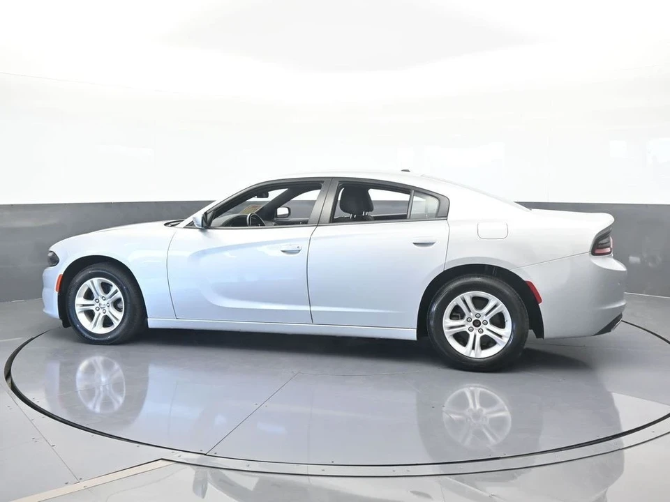 2022 Dodge Charger 8th Gen - Image 3 of 12
