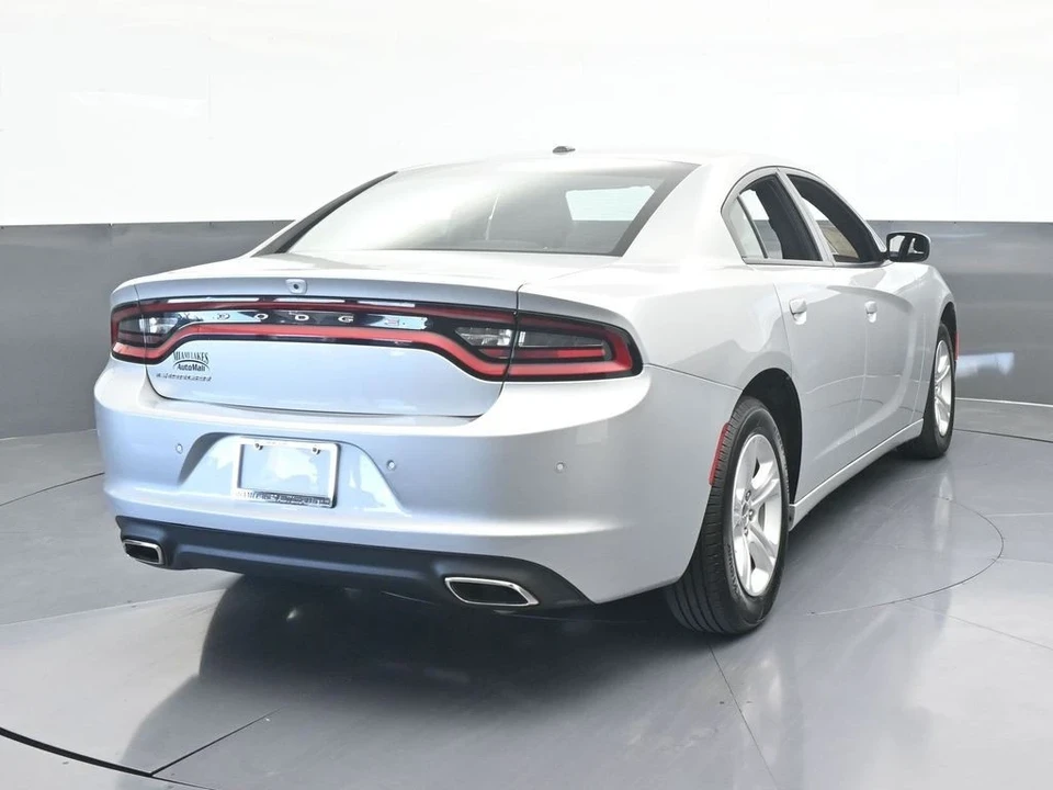 2022 Dodge Charger 8th Gen - Image 5 of 12