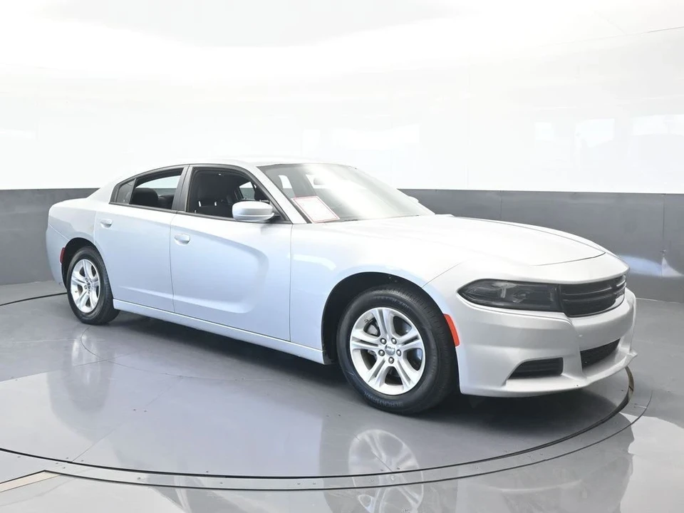 2022 Dodge Charger 8th Gen - Image 8 of 12