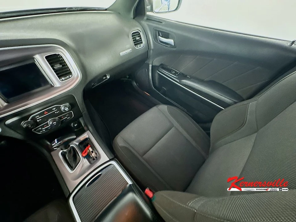 2022 Dodge Charger 7th Gen - Image 11 of 24