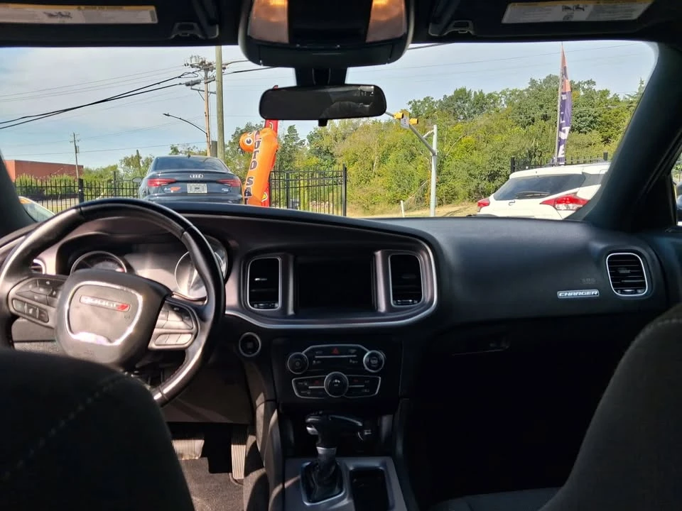 2022 Dodge Charger 7th Gen - Image 9 of 11