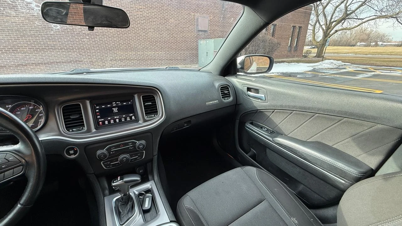 2022 Dodge Charger 7th Gen - Image 16 of 21