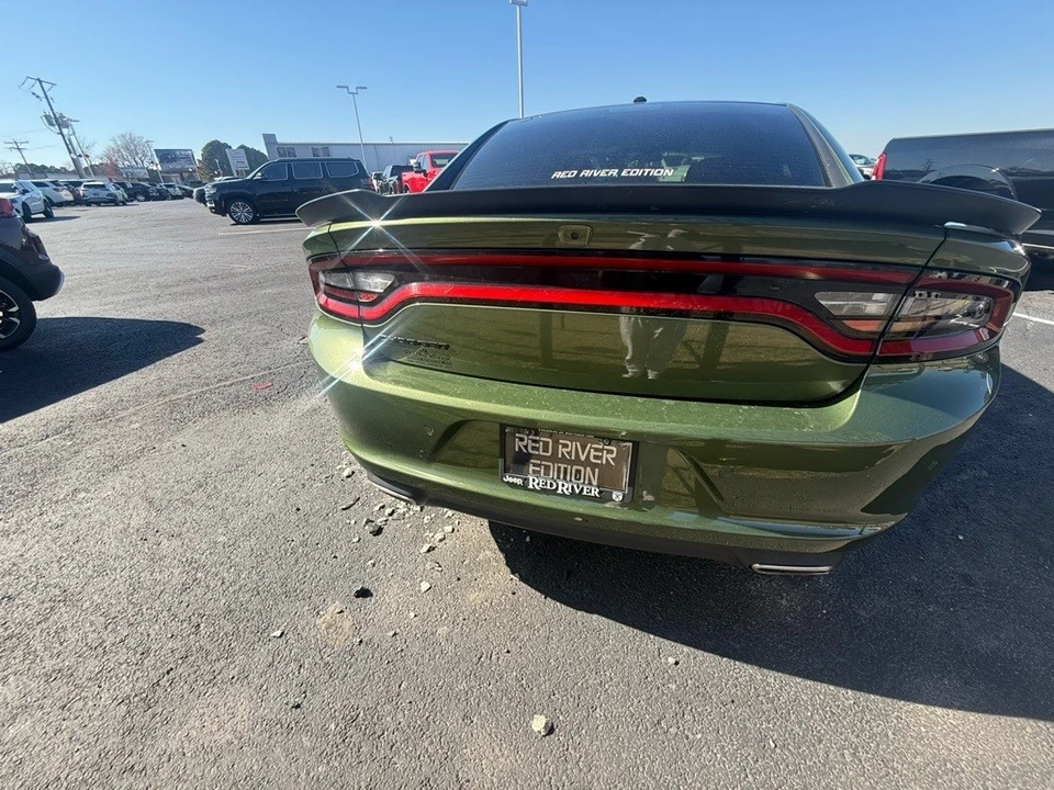 2022 Dodge Charger 7th Gen - Image 9 of 12