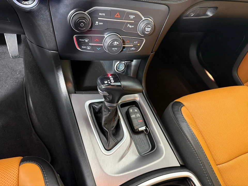 2022 Dodge Charger 7th Gen - Image 17 of 25