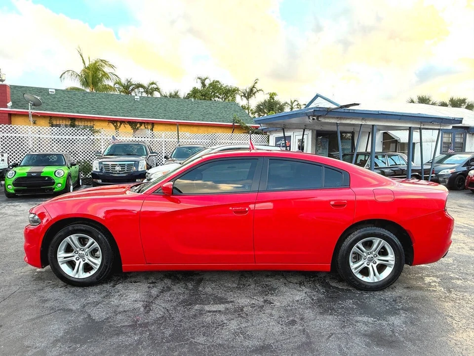 2022 Dodge Charger 7th Gen - Image 15 of 31