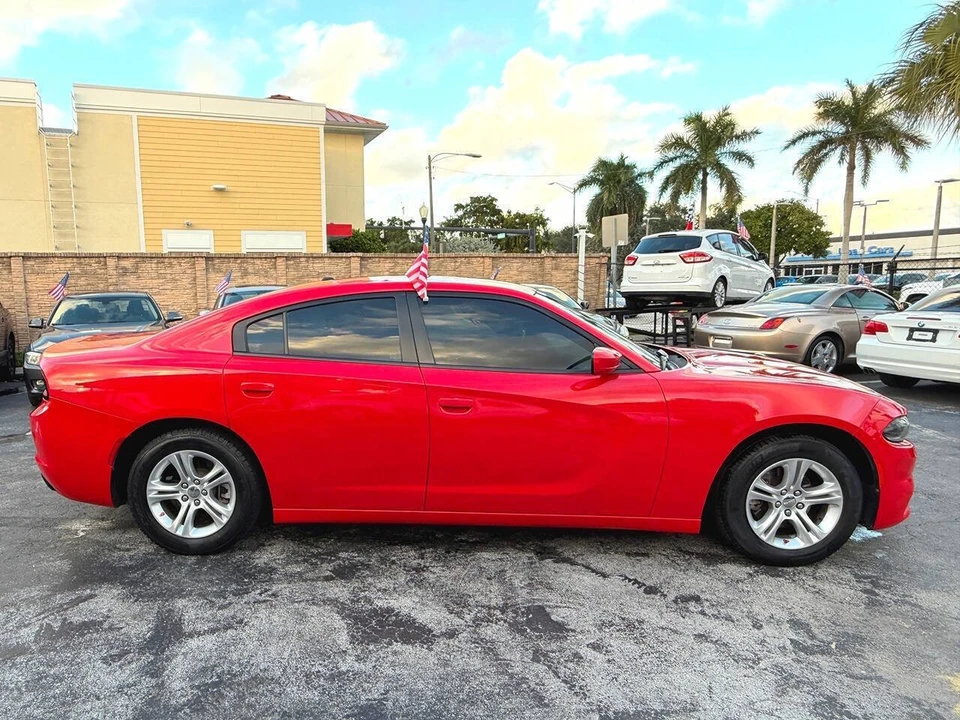 2022 Dodge Charger 7th Gen - Image 12 of 31