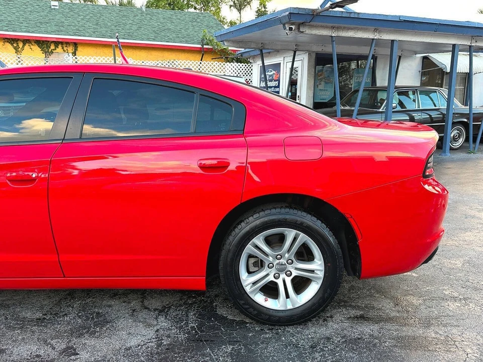 2022 Dodge Charger 7th Gen - Image 11 of 31