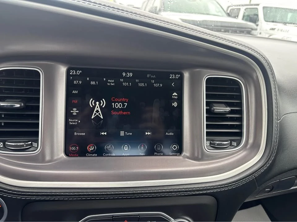 2022 Dodge Charger 7th Gen - Image 11 of 15