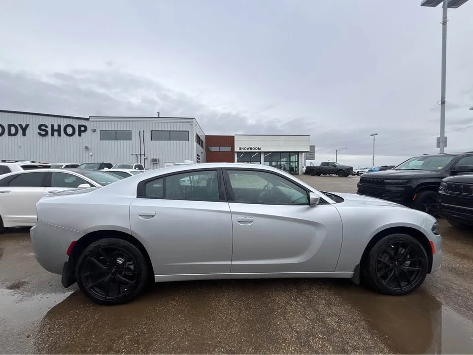 2022 Dodge Charger 7th Gen - Image 5 of 15