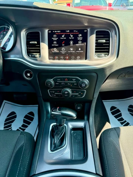 2022 Dodge Charger 7th Gen - Image 16 of 20
