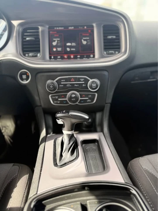 2022 Dodge Charger - Image 11 of 12