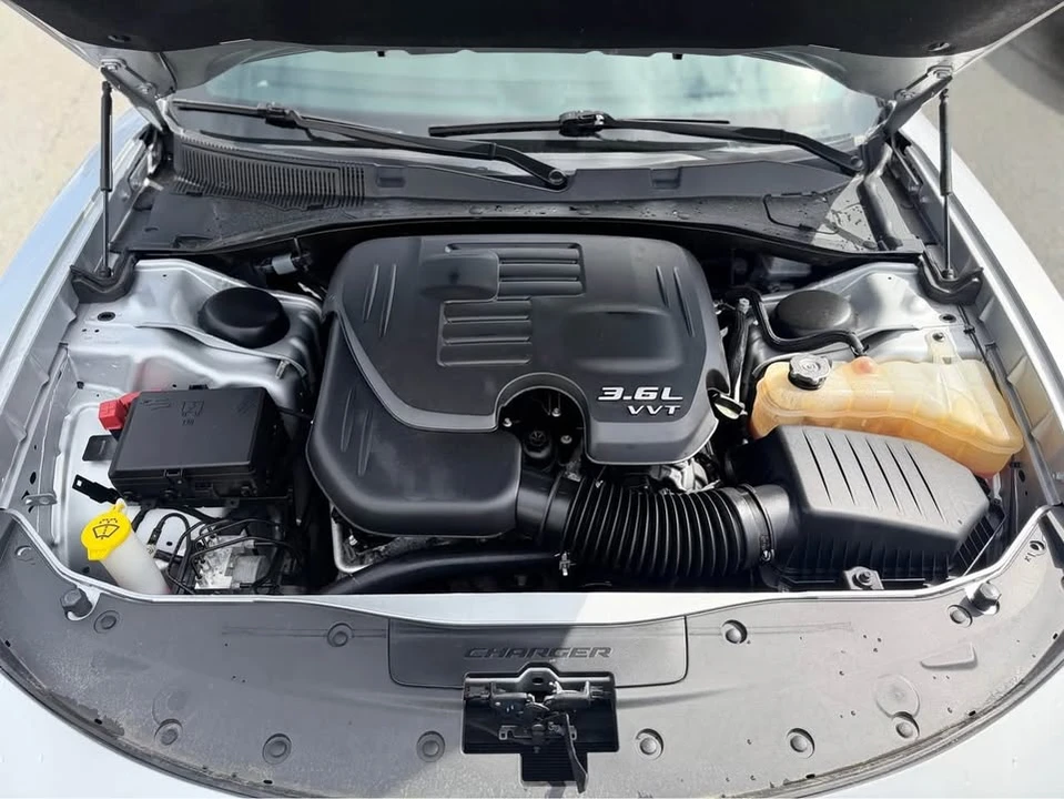 2022 Dodge Charger - Image 4 of 12
