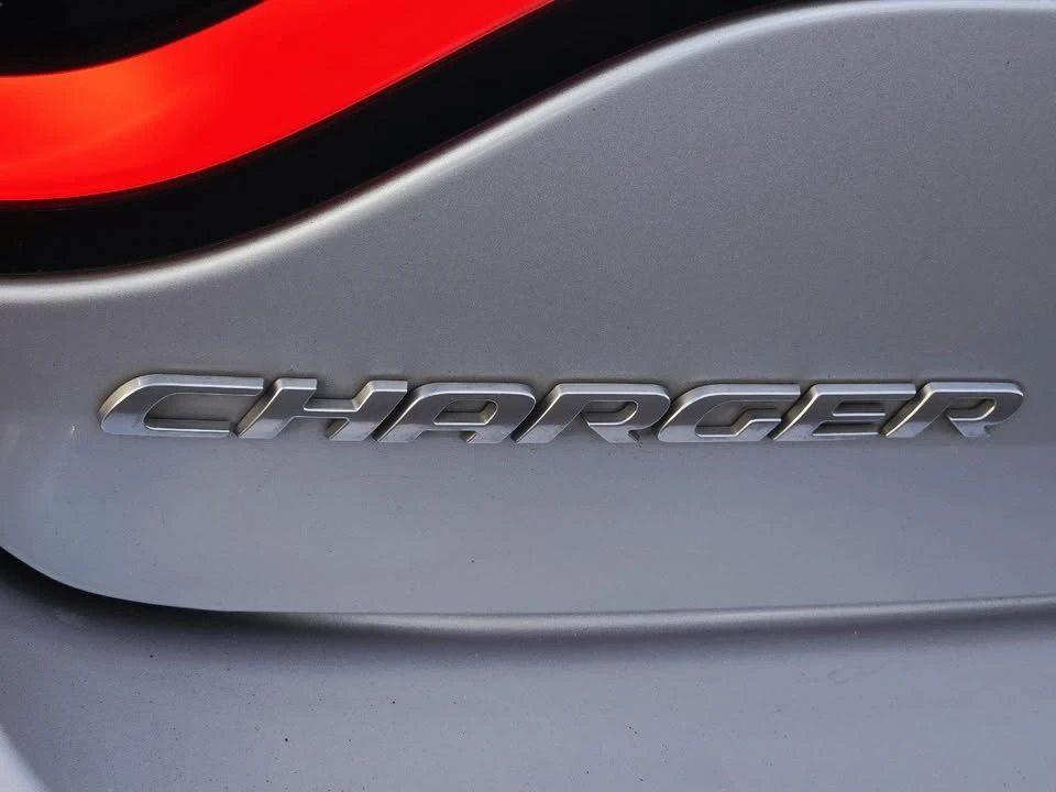 2022 Dodge Charger 7th Gen - Image 9 of 20