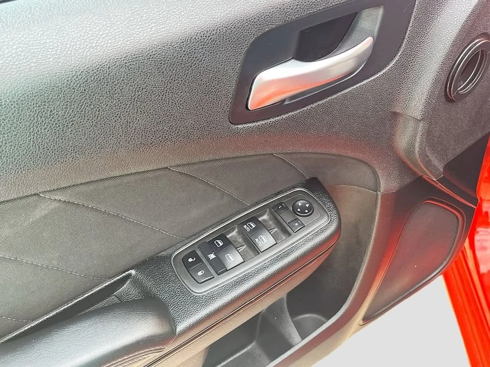 2022 Dodge Charger 7th Gen - Image 17 of 20