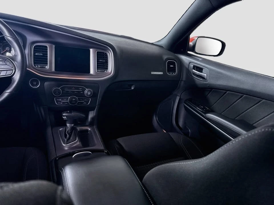 2022 Dodge Charger 7th Gen - Image 17 of 20