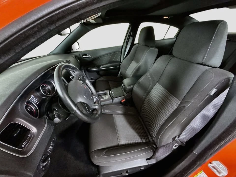 2022 Dodge Charger 7th Gen - Image 15 of 20