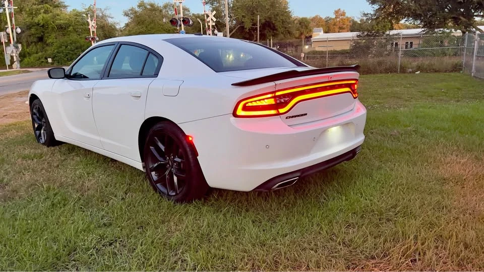 2022 Dodge Charger 7th Gen - Image 6 of 10