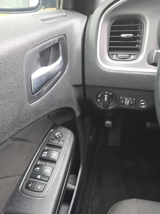 2022 Dodge Charger 7th Gen - Image 17 of 20