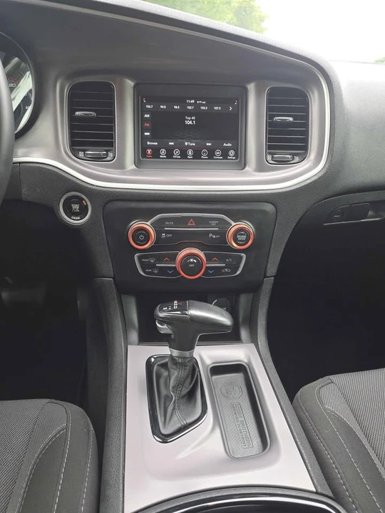 2022 Dodge Charger 7th Gen - Image 10 of 20