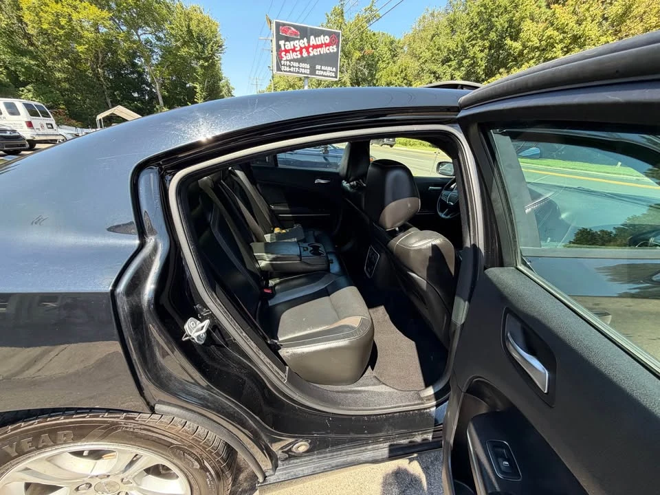 2022 Dodge Charger 7th Gen - Image 13 of 19
