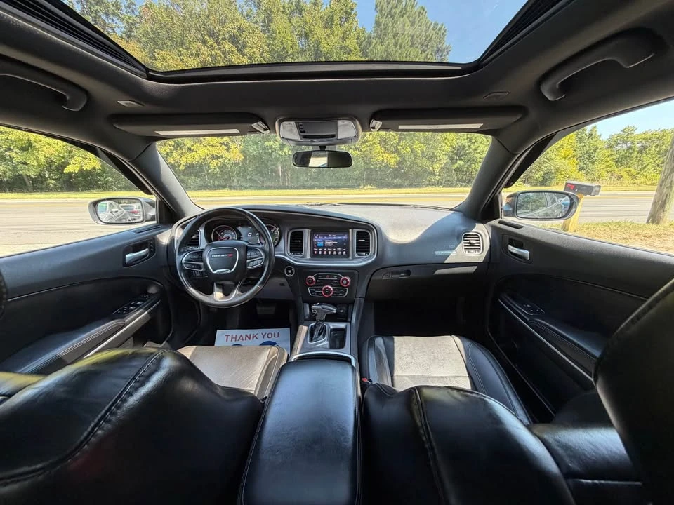 2022 Dodge Charger 7th Gen - Image 16 of 19