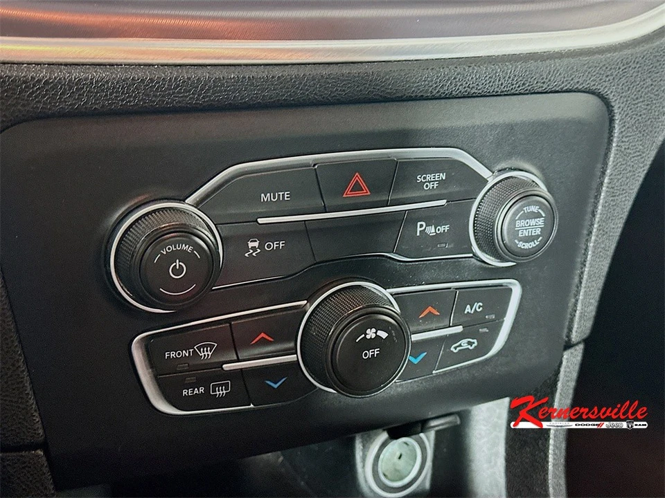 2022 Dodge Charger 7th Gen - Image 18 of 21