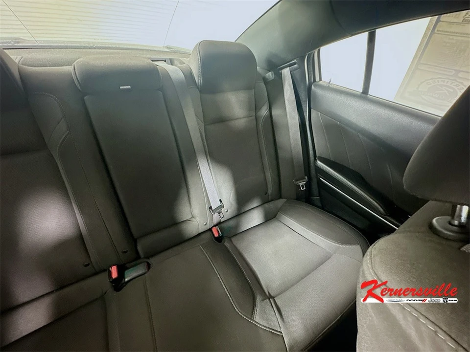 2022 Dodge Charger 7th Gen - Image 14 of 21