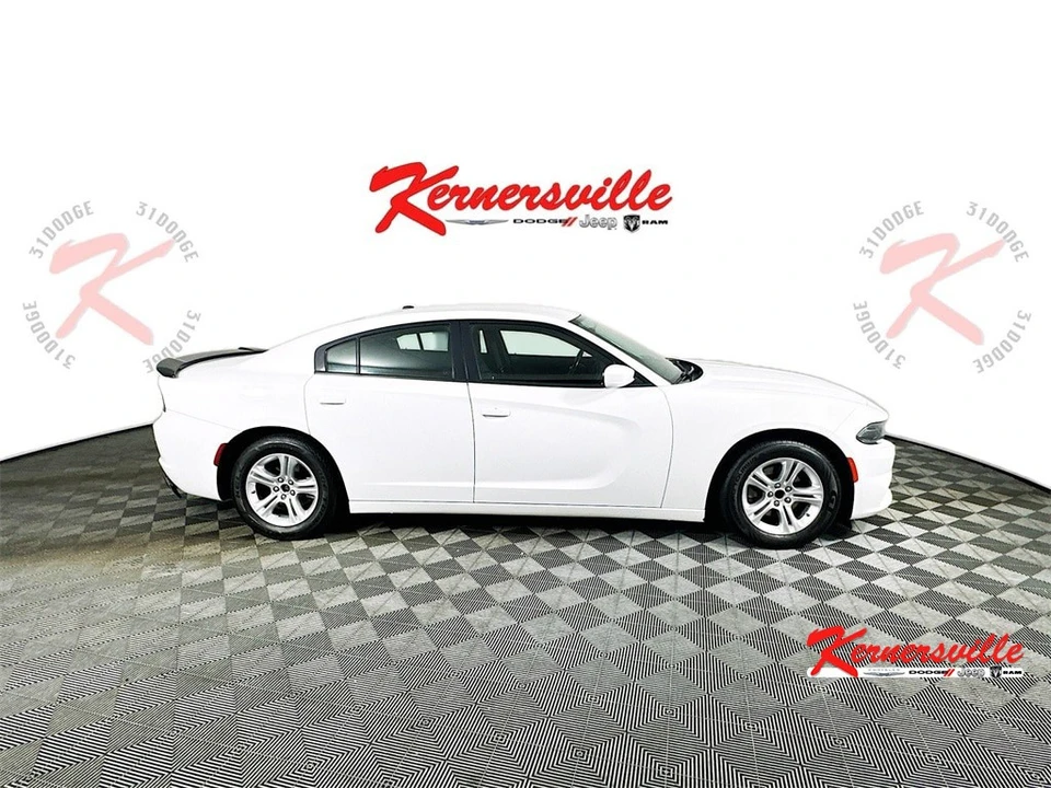 2022 Dodge Charger 7th Gen - Image 8 of 12