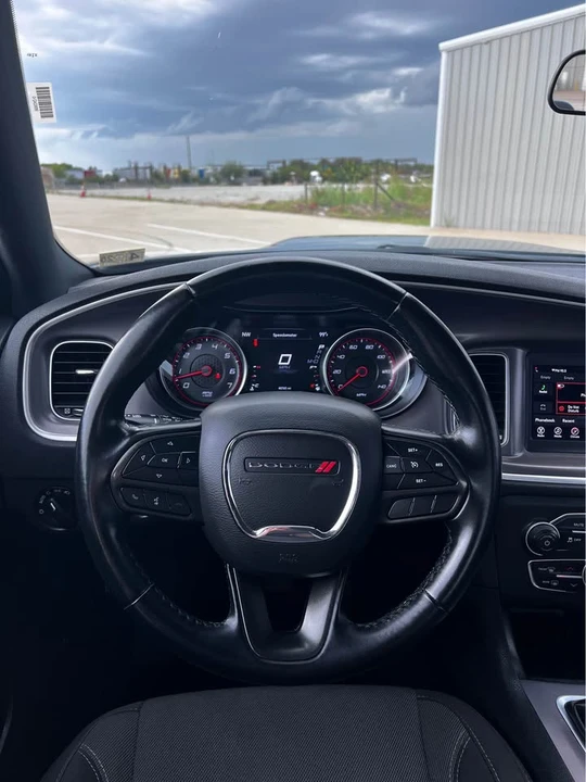 2022 Dodge Charger 7th Gen - Image 14 of 18