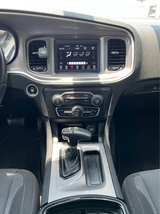 2022 Dodge Charger 7th Gen - Image 13 of 20