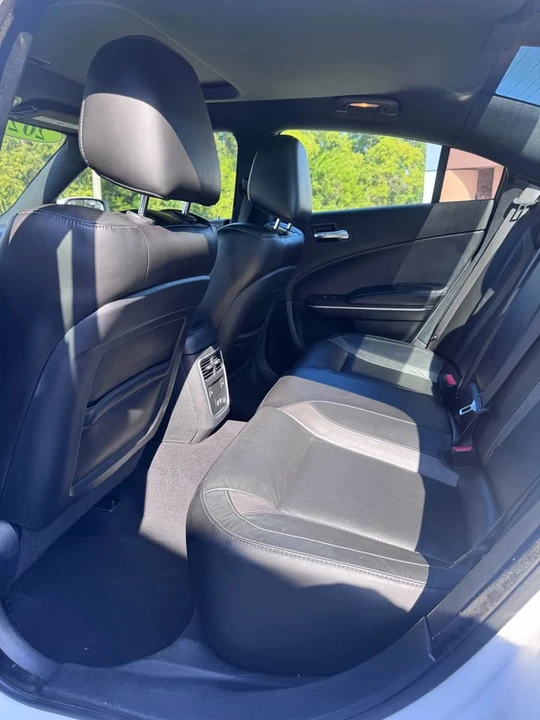 2022 Dodge Charger 7th Gen - Image 9 of 13