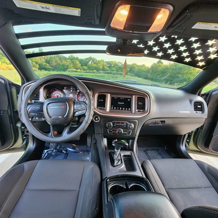 2022 Dodge Charger 7th Gen - Image 16 of 19
