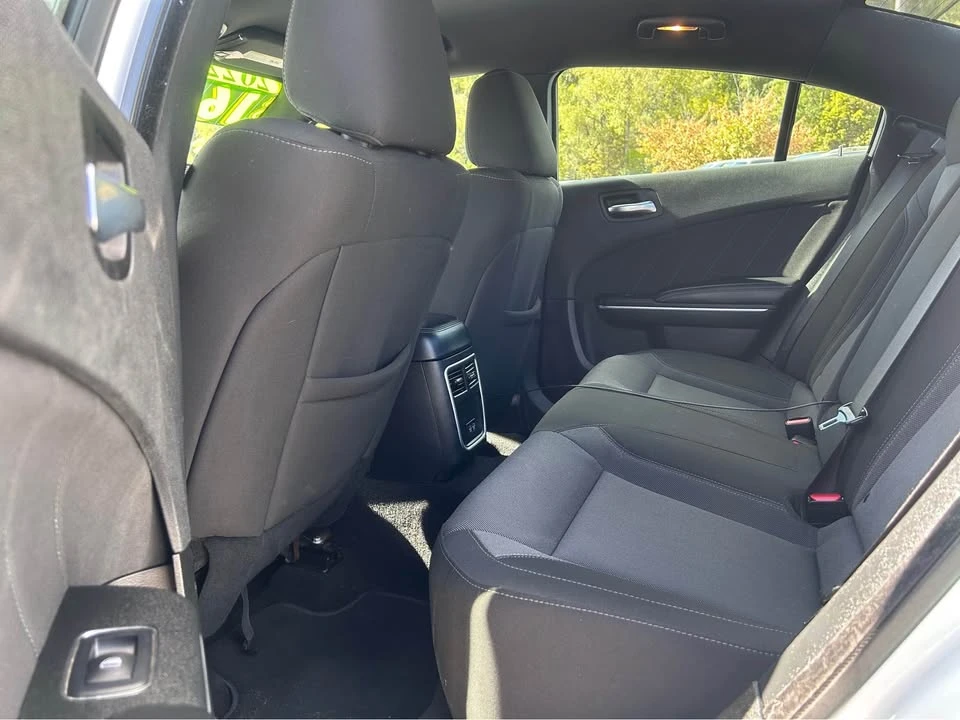 2022 Dodge Charger 7th Gen - Image 15 of 18