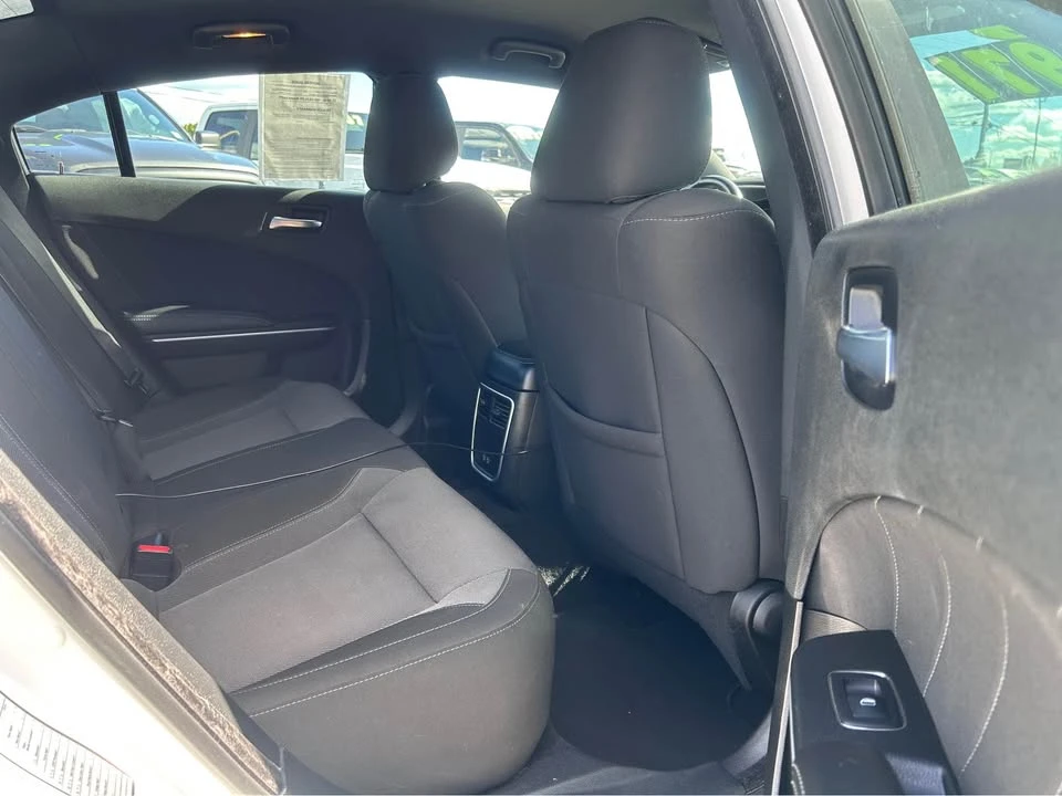 2022 Dodge Charger 7th Gen - Image 14 of 18