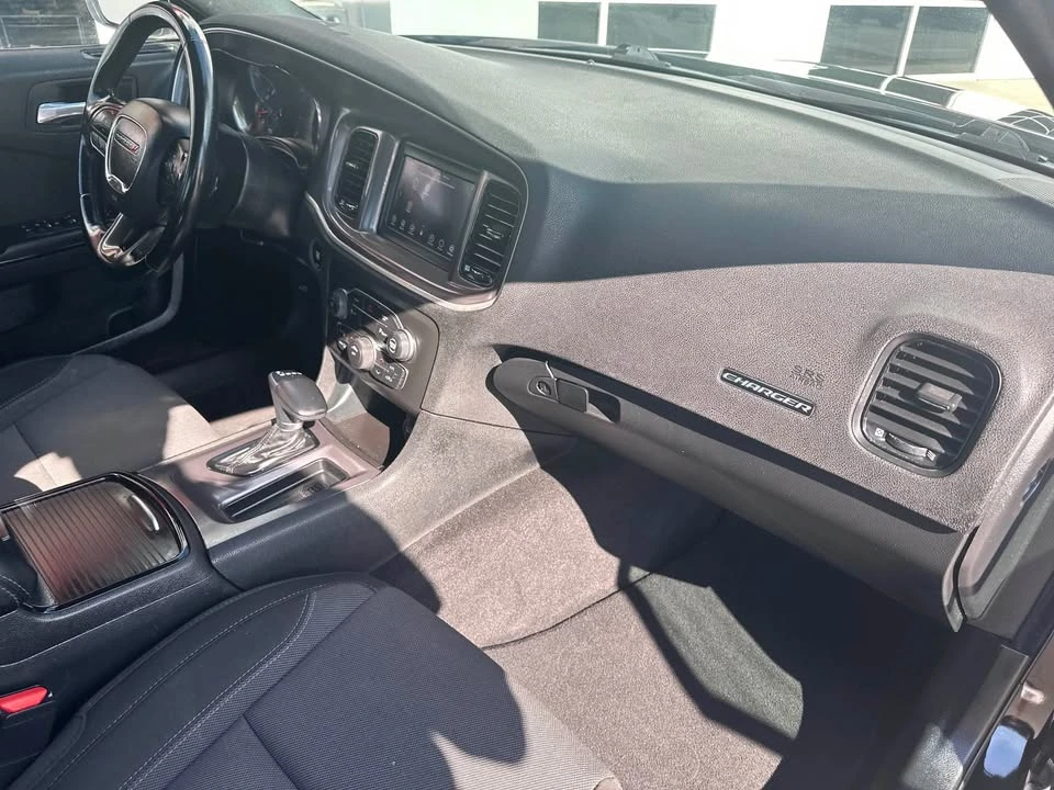 2022 Dodge Charger 7th Gen - Image 17 of 18