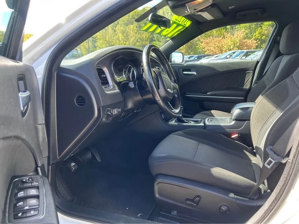 2022 Dodge Charger 7th Gen - Image 12 of 18
