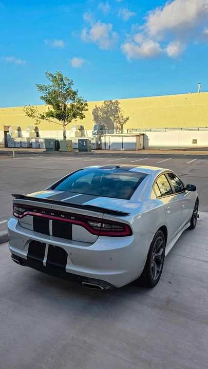 2022 Dodge Charger 7th Gen - Image 8 of 17