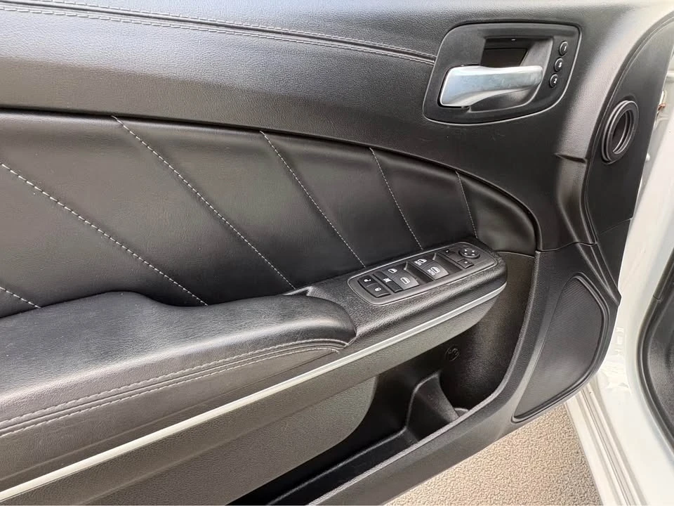 2022 Dodge Charger 7th Gen - Image 5 of 9