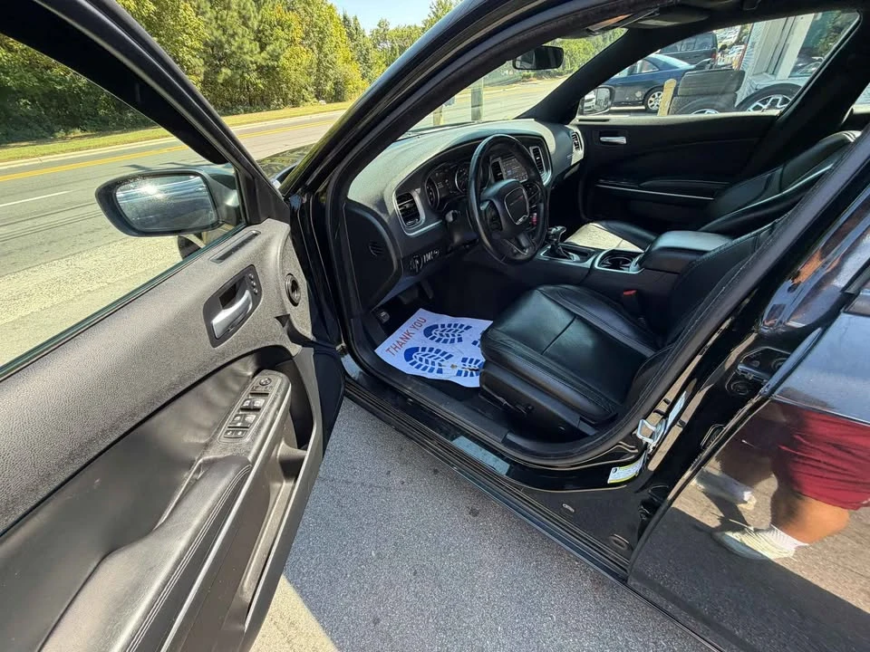 2022 Dodge Charger 7th Gen - Image 11 of 20