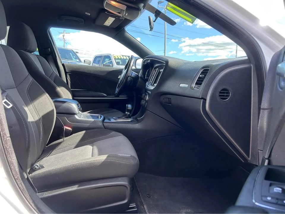 2022 Dodge Charger 7th Gen - Image 13 of 18