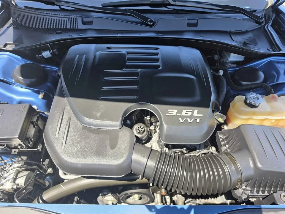 2022 Dodge Charger 7th Gen - Image 10 of 11