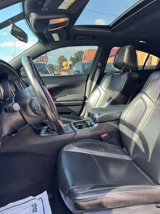 2022 Dodge Charger 7th Gen - Image 11 of 18