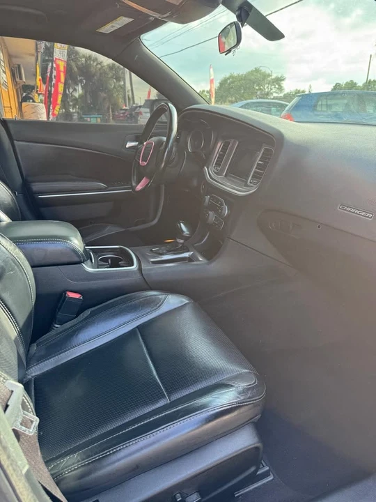 2022 Dodge Charger 7th Gen - Image 13 of 18