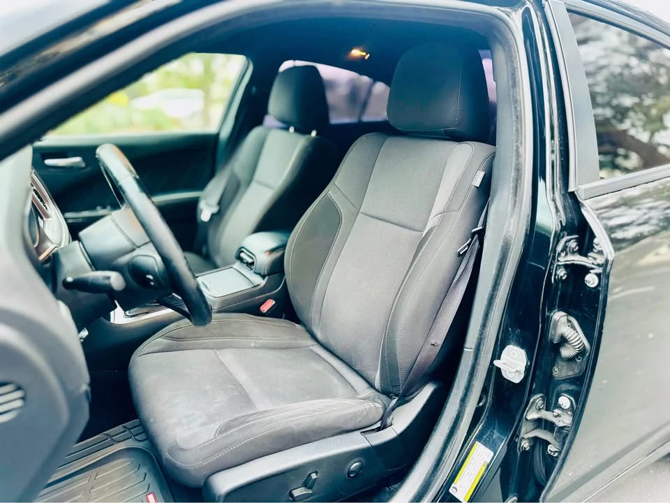 2022 Dodge Charger 7th Gen - Image 9 of 17