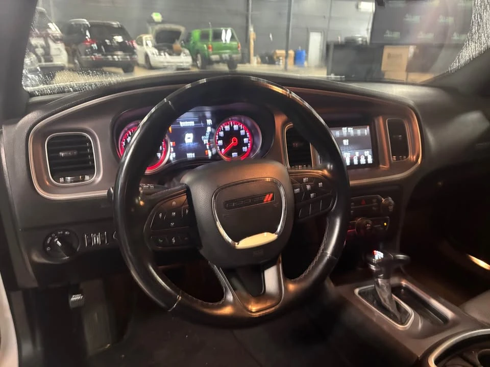 2022 Dodge Charger 7th Gen - Image 9 of 11