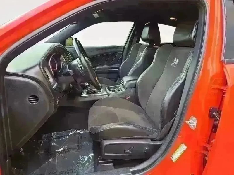 2022 Dodge Charger 8th Gen - Image 9 of 12