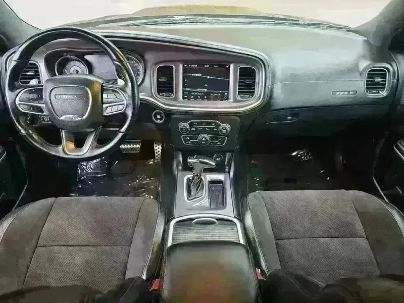 2022 Dodge Charger 8th Gen - Image 10 of 12