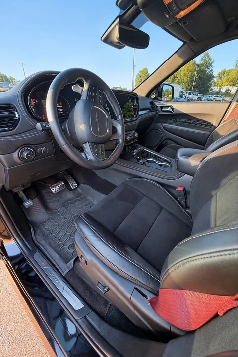 2022 Dodge Durango SRT Hellcat 3rd Gen - Image 9 of 15